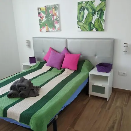 Cozy Malibu Park Apartment
